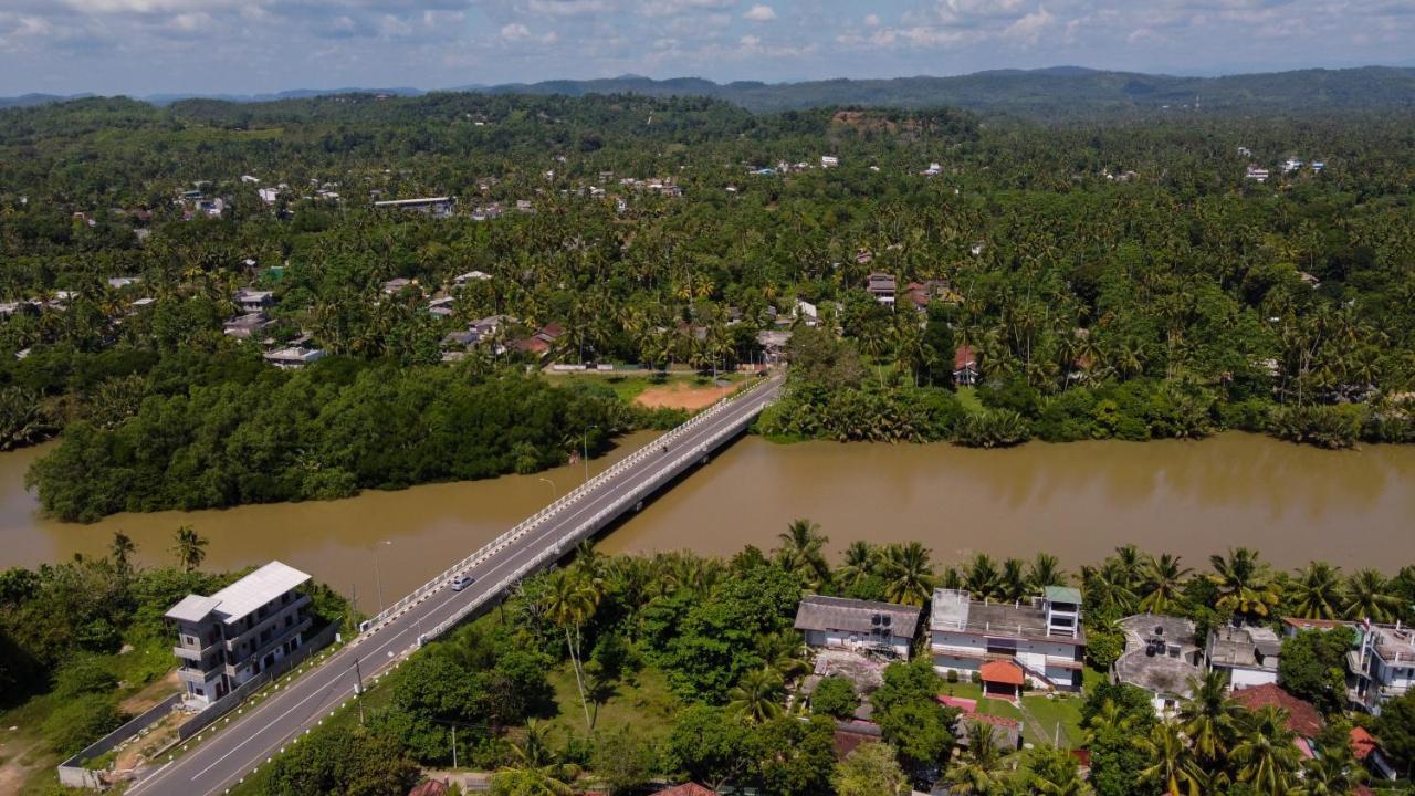 Luvi Lucas River Side Weligama Extérieur photo