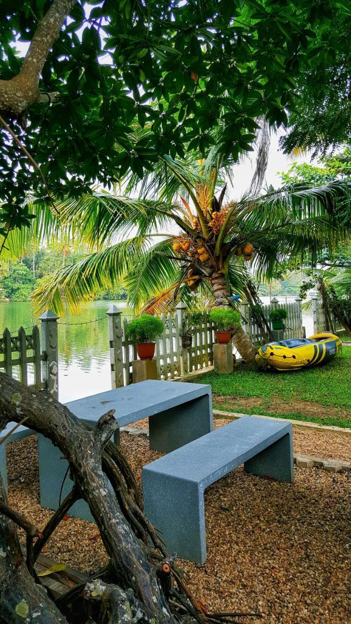 Luvi Lucas River Side Weligama Extérieur photo